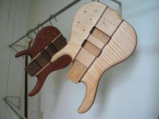 Factory tour — Handcarving & Finishing