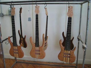Factory tour — Handcarving & Finishing