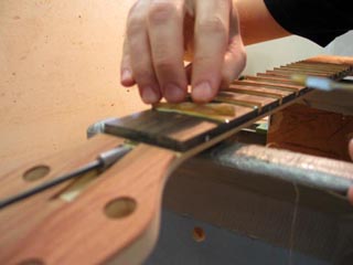 Factory tour — Handcarving & Finishing